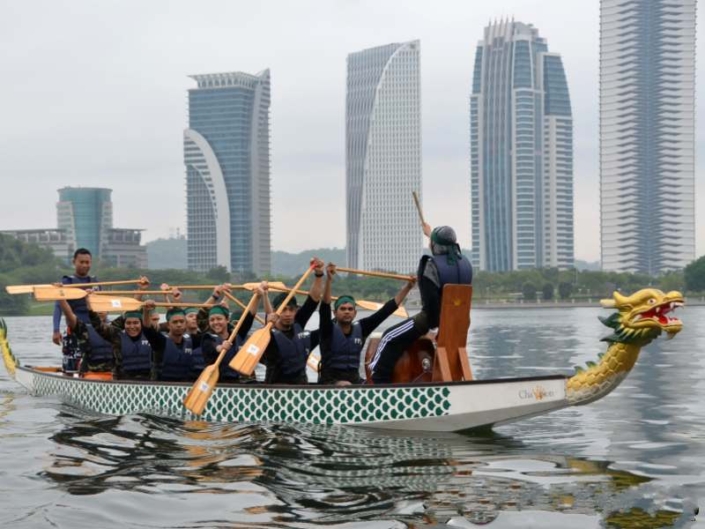 Dragon-boat-teambuilding-Maybank-Islamic-active-bugs
